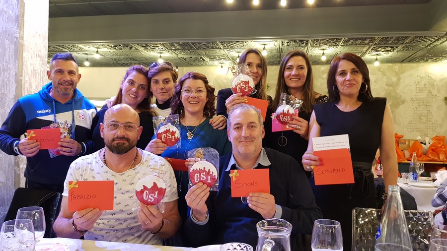 Il gruppo del Csi di Milano e i dirigenti della Nicolò Ceselli Copia