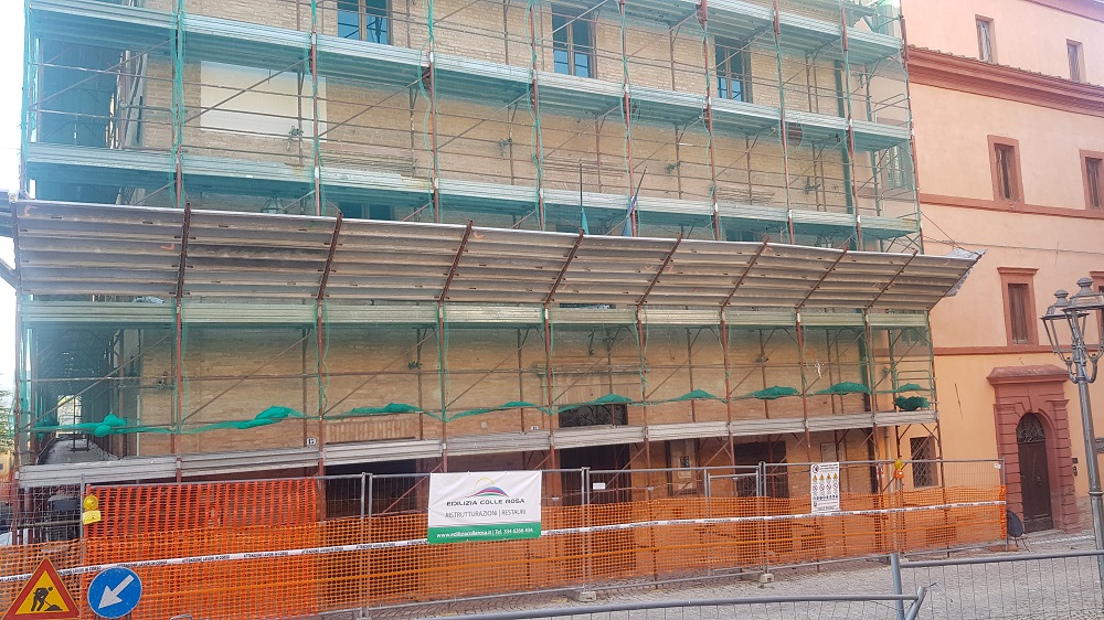 Teatro comunale caldarola lavori facciata anteriore