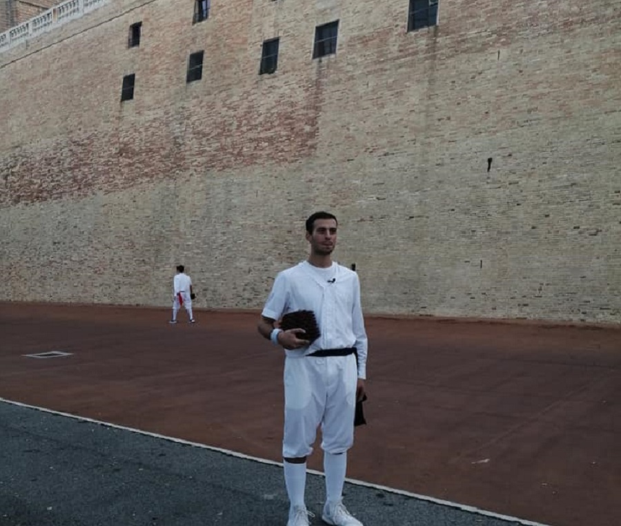 UN GIOCATORE IN ARENA