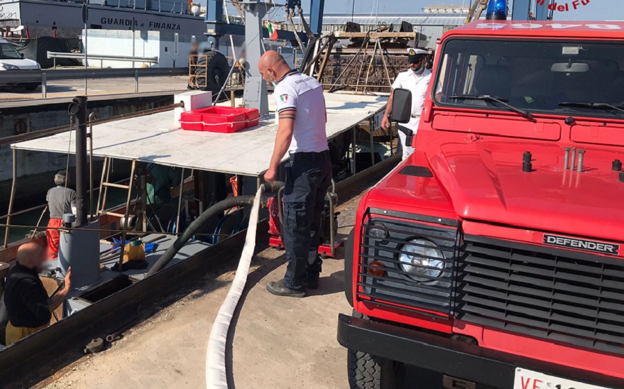 4 5924595406997555617