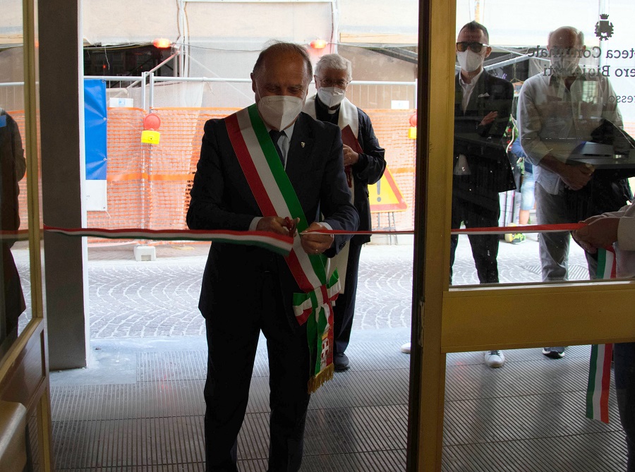 Taglio Nastro grande