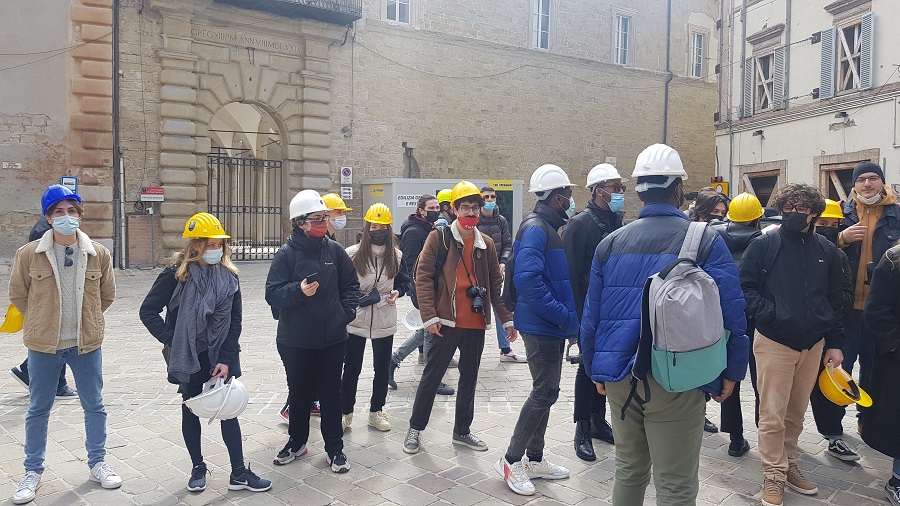 CORSO DI ARCHITETTURA 1