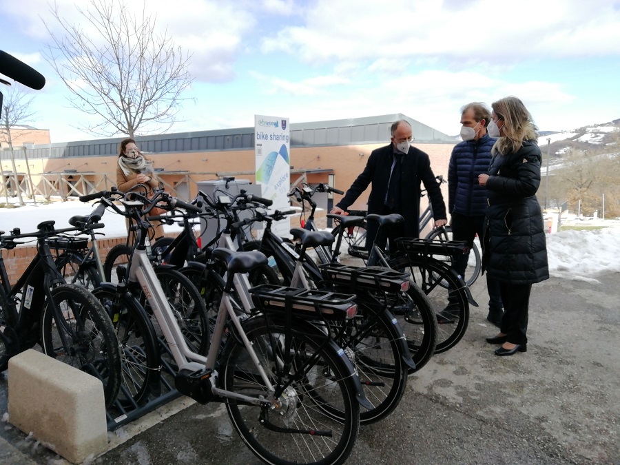 IMG 20210216 123155 BURST001 COVER 1