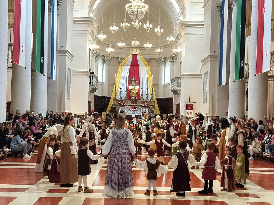 13 ballata per san venanzio