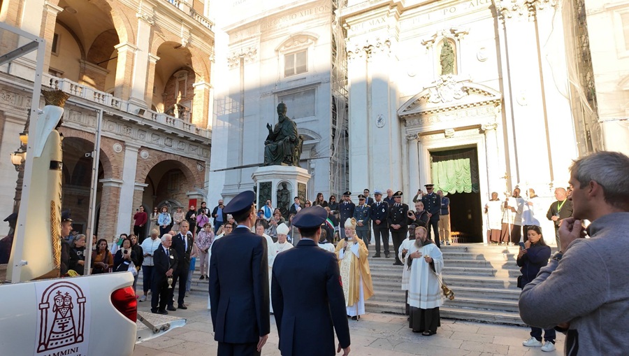 WhatsApp Image 2025 10 03 at 19.23.02