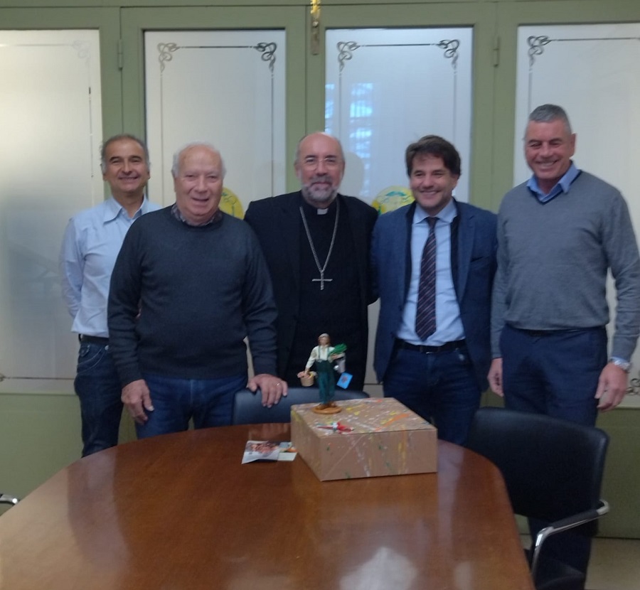 consegna statuine Macerata 1