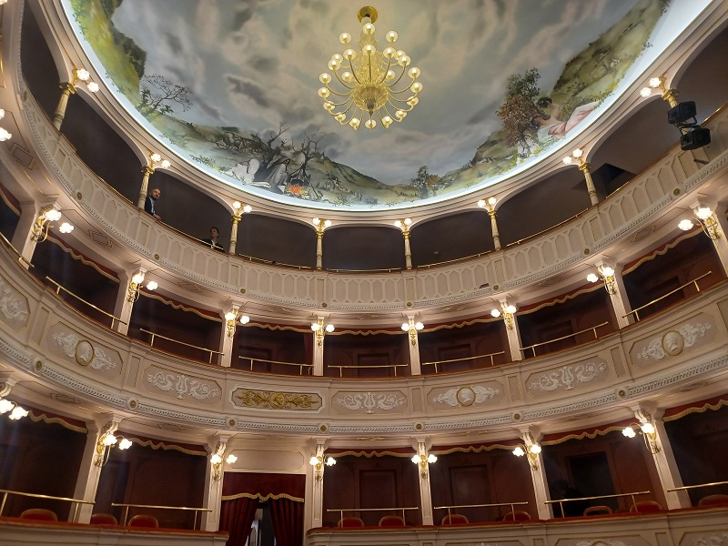 interno teatro