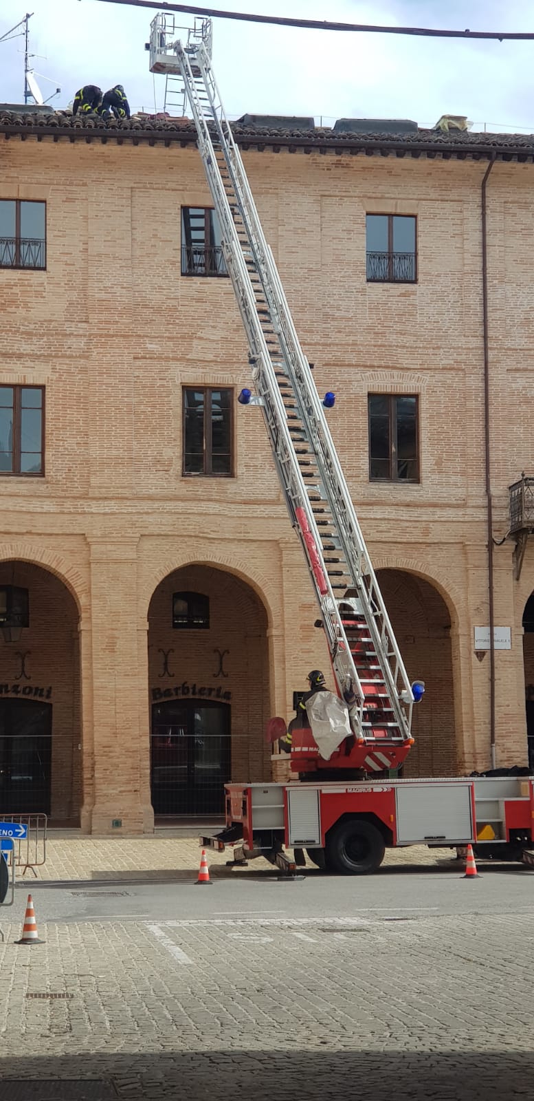 2AADDFD2 DF21 4FFE 9499 E92F128776C7