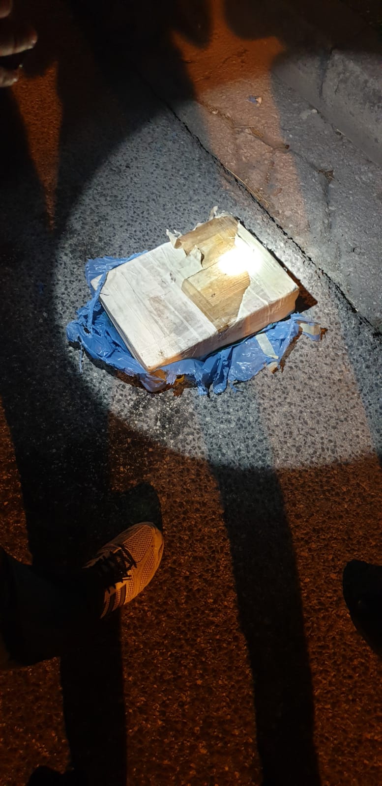 37364195 C1B3 46ED A78B 1273F63CF512