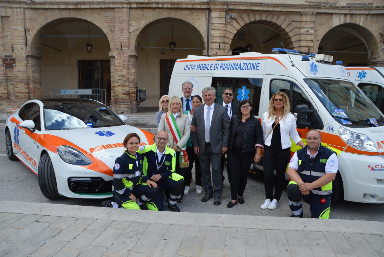 B8AF6F39 BDFE 4941 907F B49AE7FF675F