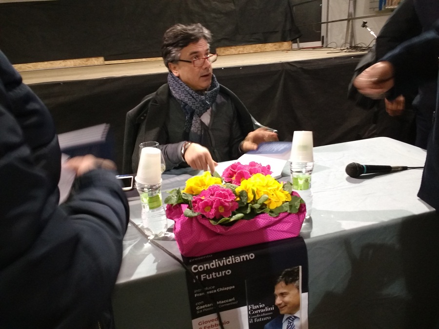 Corradini firma libri