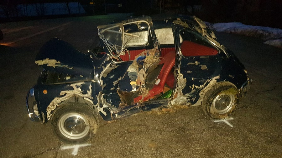 Il lato distrutto della Fiat 500
