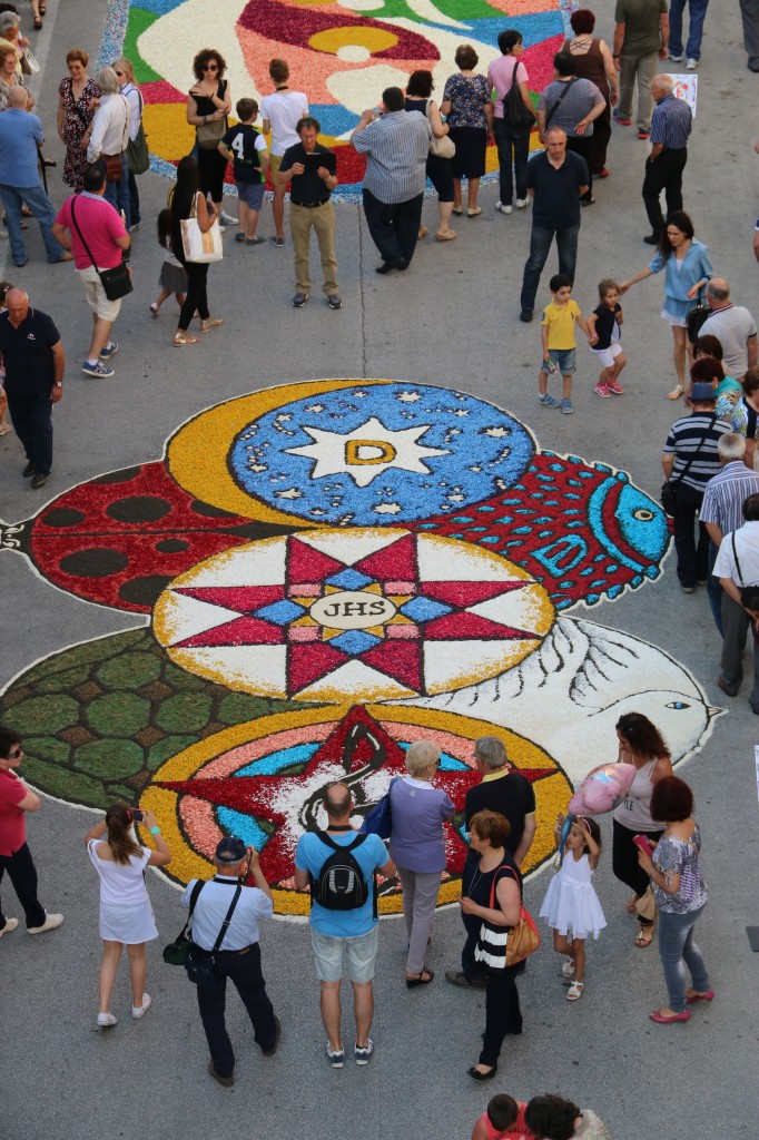 Infiorata Castelraimondo 3