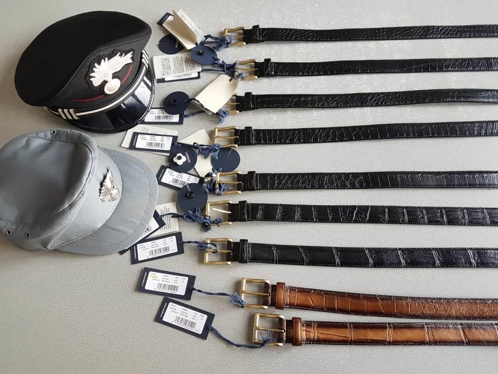 Sequestro cinture in coccodrillo