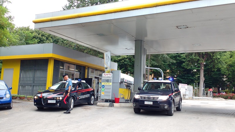 benzinaio castelraimondo