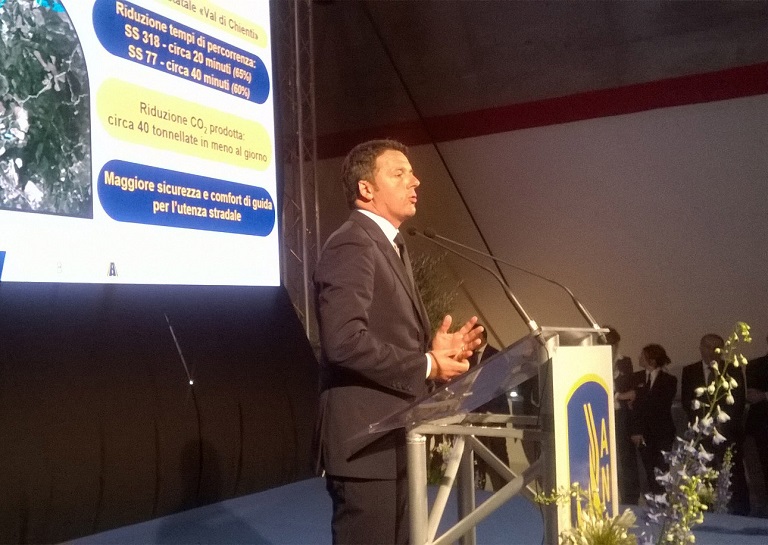 renzi inaugurazione superstrada 77