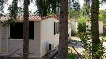 Terremotato dell&rsquo;Emilia regala modulo abitativo ad allevatore di Cessapalombo .