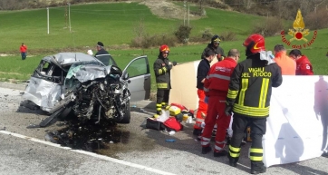 Incidente mortale a Camerino. Muore una giovane studentessa.