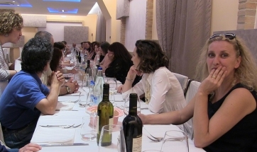 Pi&ugrave; forti del Terremoto. Compagni di scuola, classe 1966.