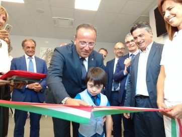 Taglio del nastro a Camerino per il nuovo Centro ambulatoriale Santo Stefano