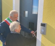 Ripe San Ginesio: primo intervento di demolizione e ricostruzione, 92enne rientra a casa