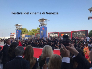 Venezia: La famiglia Parcaroli e la Med Store sbarcano nel mondo del cinema.