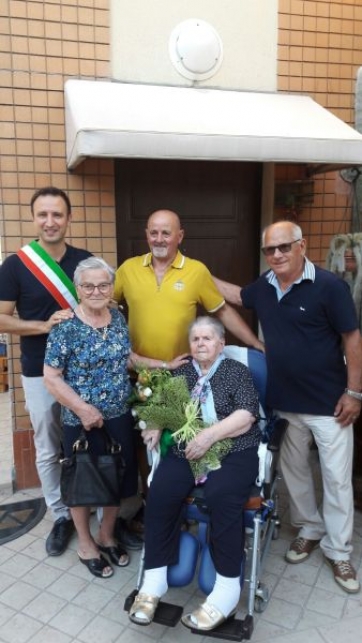 Montecassiano in festa per i 100 anni di Gina Cerolini