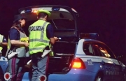 Controlli del sabato sera, venti patenti ritirate per guida in stato d'ebbrezza alcolica