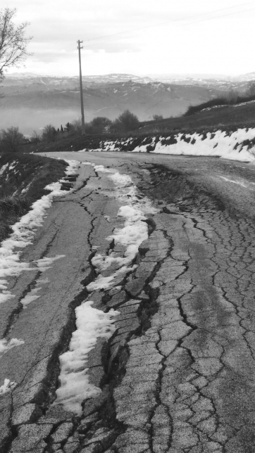 Conseguenze del maltempo. Strade dissestate e smottamento a Pitino