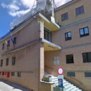 Chiusura dell'Istituto Betti a Camerino. Allo studio soluzioni per gli alunni di elementari,medie e asilo