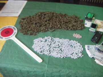 Arrestato un idraulico di Tolentino. Viaggiava con 400 pasticche di ecstasy