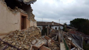 Acquacanina, ordine di evacuazione. L'appello del sindaco Ricottini