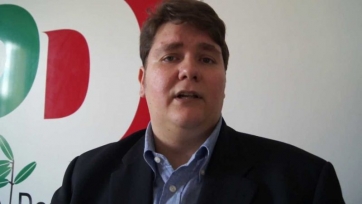 Piccoli comuni, 6000 campanili: soppressione o libera fusione?