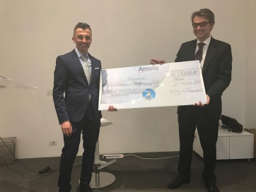 Al dott.Filippo Maggi di Unicam il premio "Nutrilite" 2017