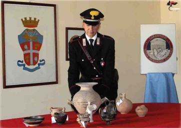 Arcevia: Esposti reperti recuperati dai Carabinieri del Nucleo TPC