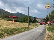 Vasto incendio a ridosso del Parco dei Sibillini, in fiamme 8 ettari di bosco
